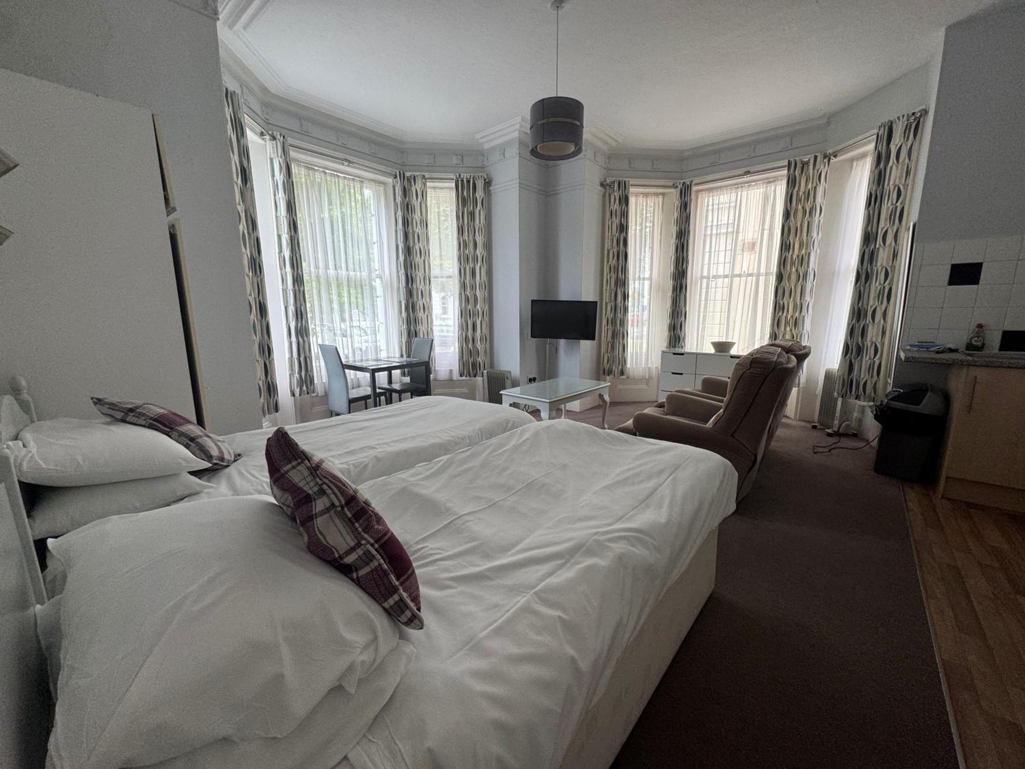 Devonshire House Flats Apartment