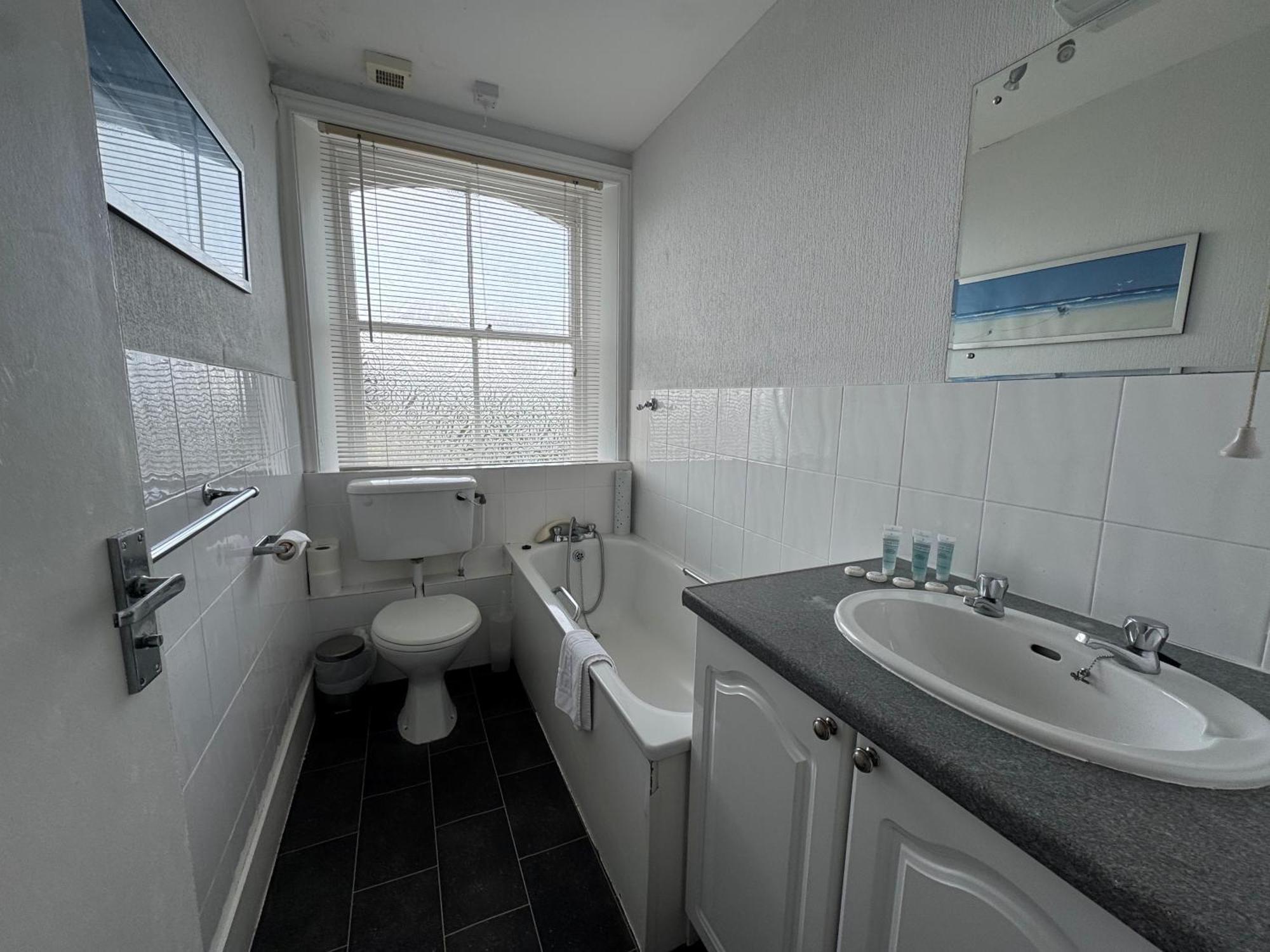 Devonshire House Flats Apartment *